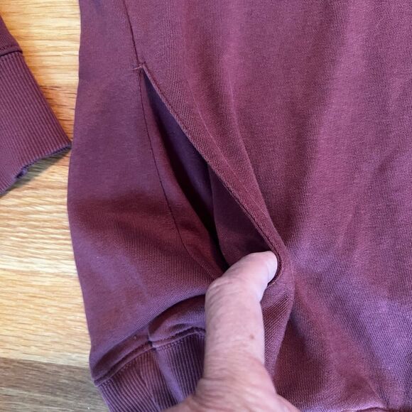 Gymshark Womens Graphics Fraction Hoodie Sweatshirt Front Pocket Maroon Size L - Picture 6 of 13